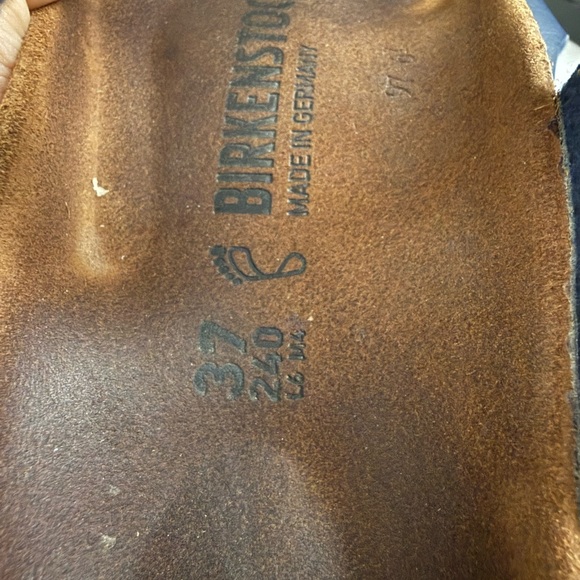 Birkenstock women’s Navy and Brown Sandals - Picture 6 of 6